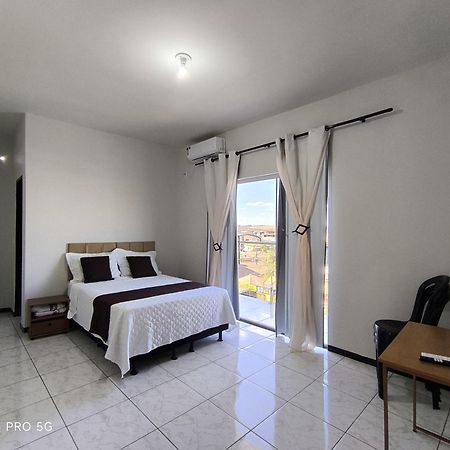 Hotel Almeida Correntina Extérieur photo