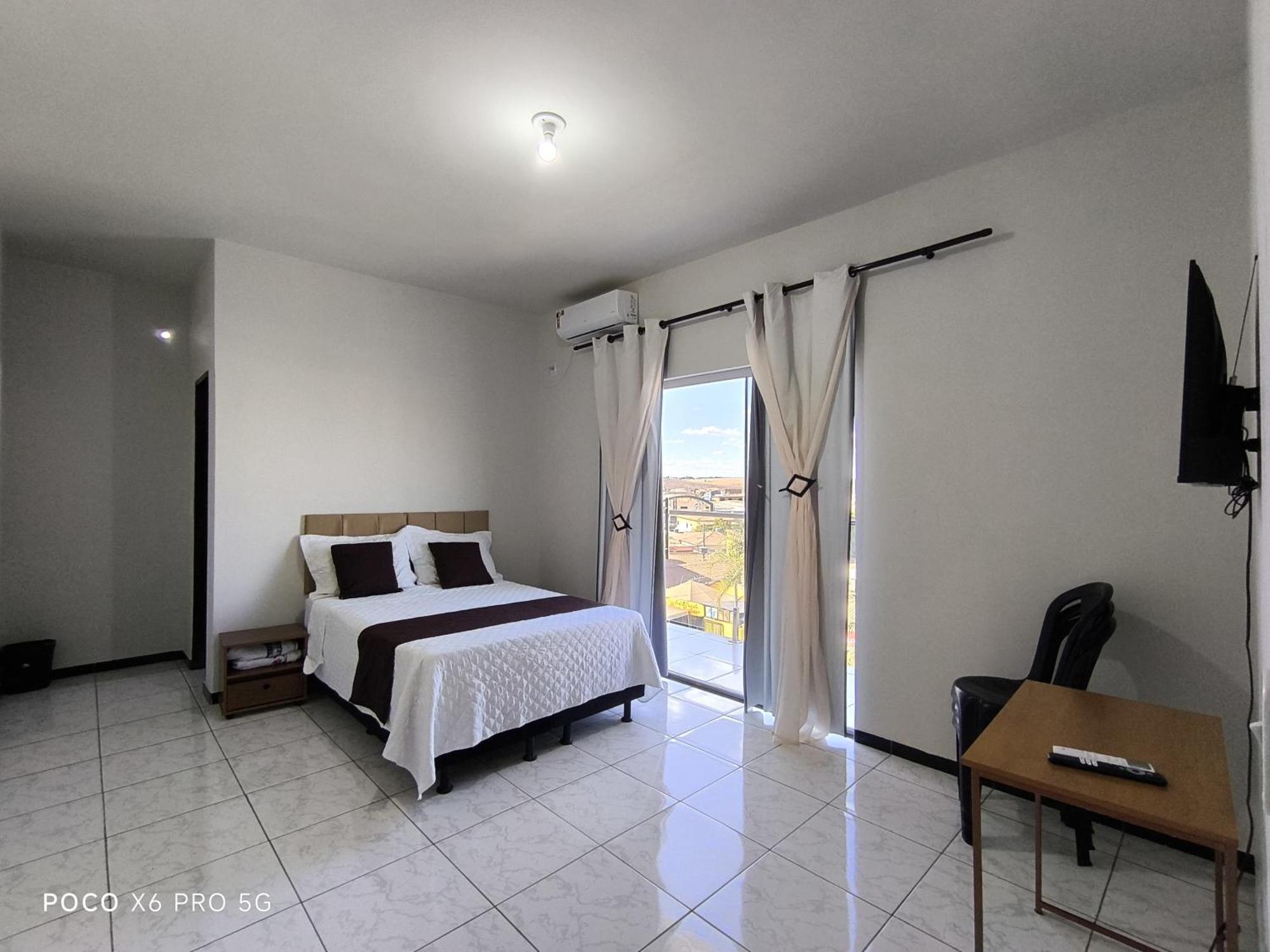Hotel Almeida Correntina Extérieur photo
